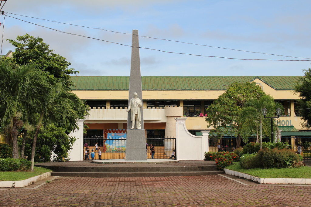 Rizal Park in Tacloban City